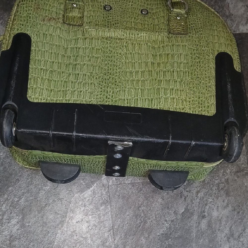Franklin Covey Green Rolling Laptop Bag with Wheels Alligator Print - Picture 10 of 13